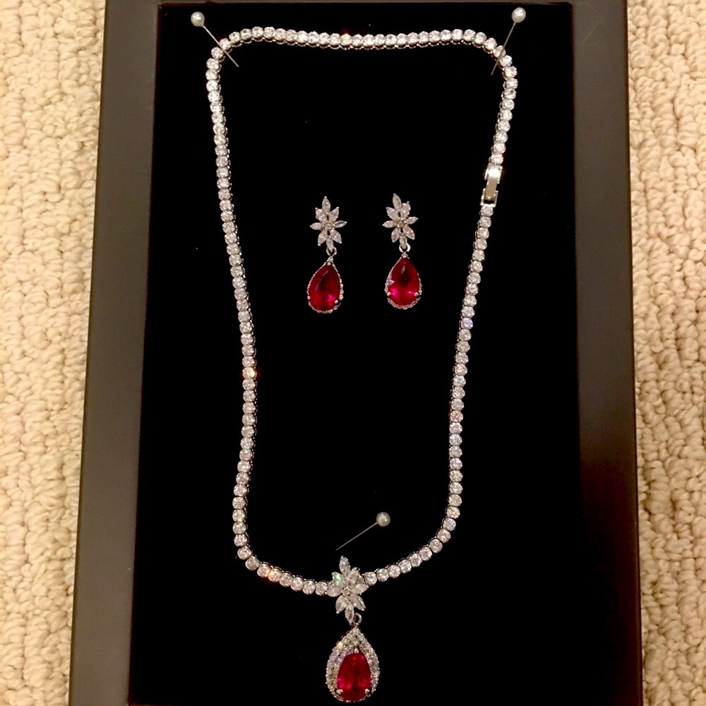 💎Necklace and Earring Set❤️ - Picture 4 of 4